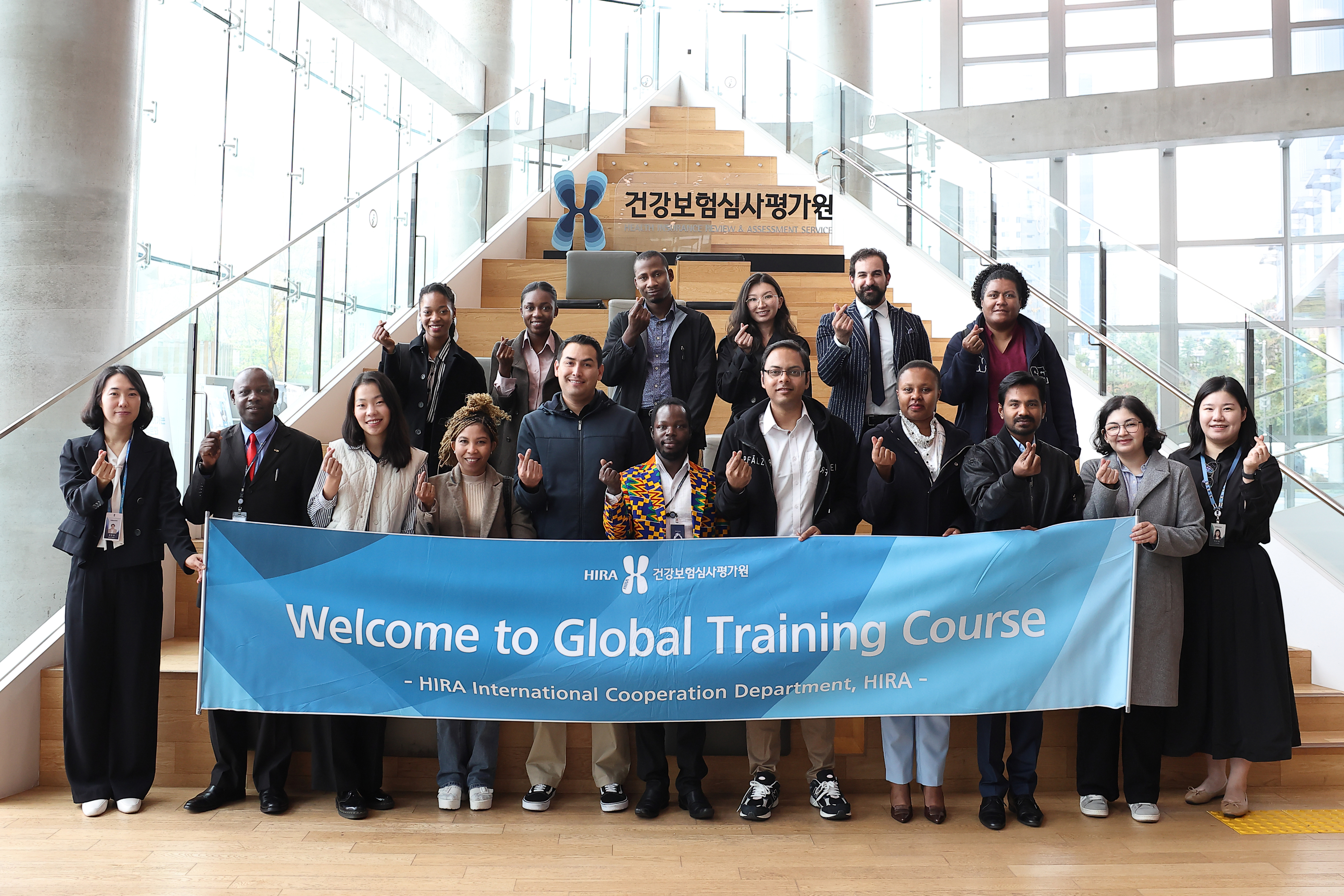 20241114 Graduate School of Public Health Yonsei University Healthcare Politics (2)