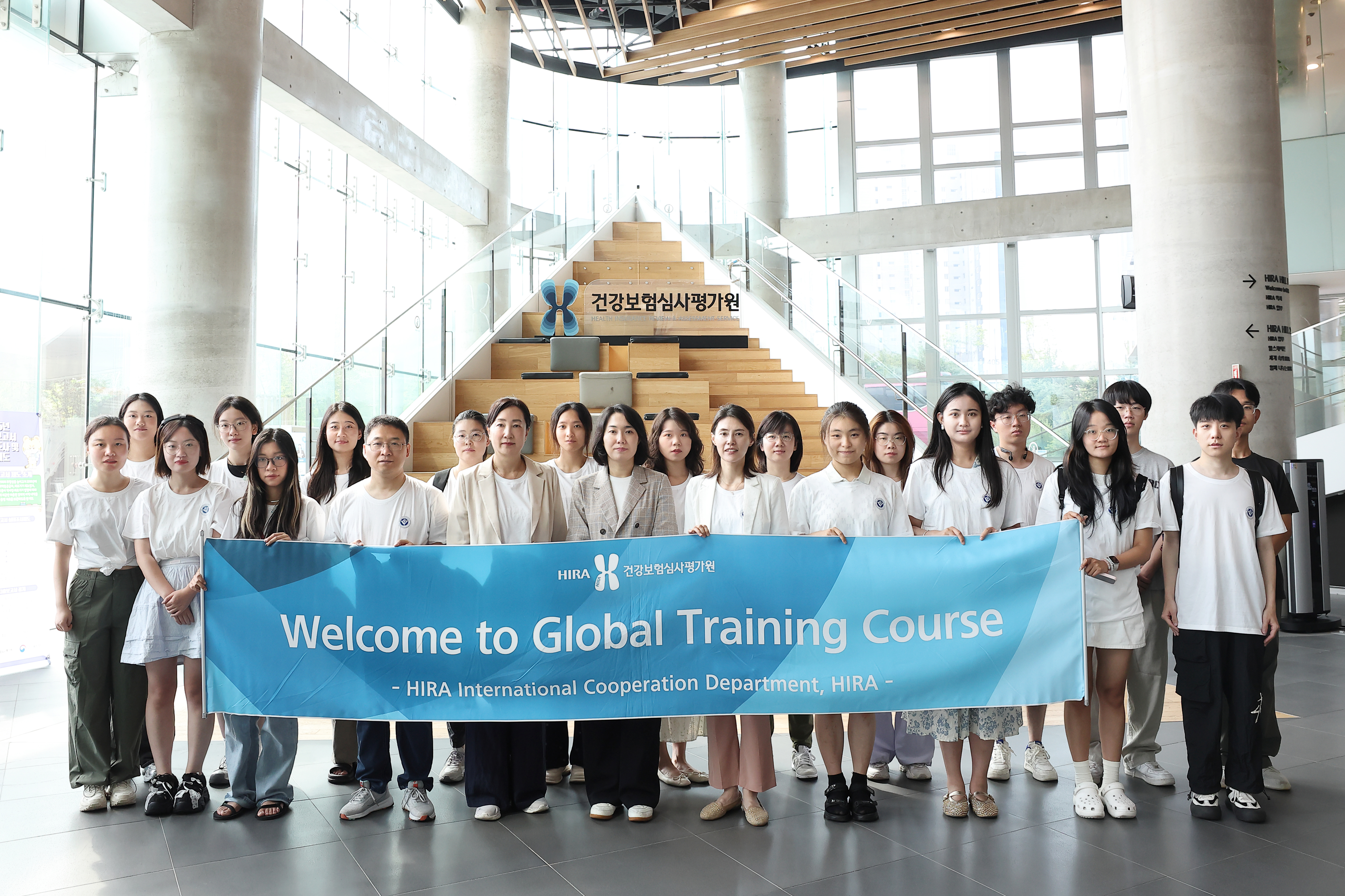 Delegation from Xuzhou Medical University (July 23, 2025)